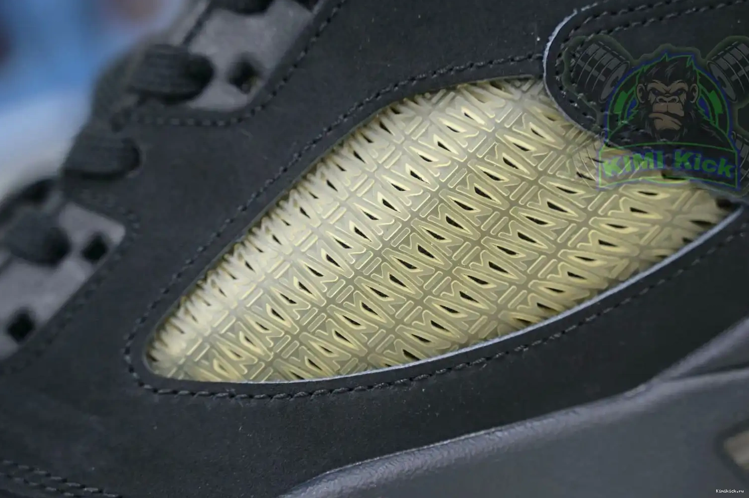 x MANIÉRE 5 Jordan Kimikick A Air MA 0510